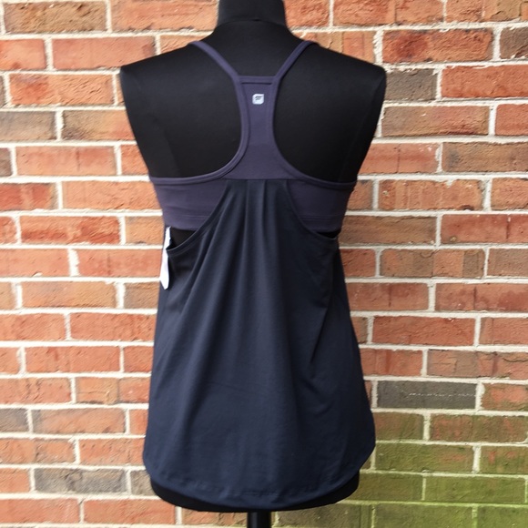 NWT Black/Gray Fabletics Workout Shirt SzSM - Picture 2 of 7
